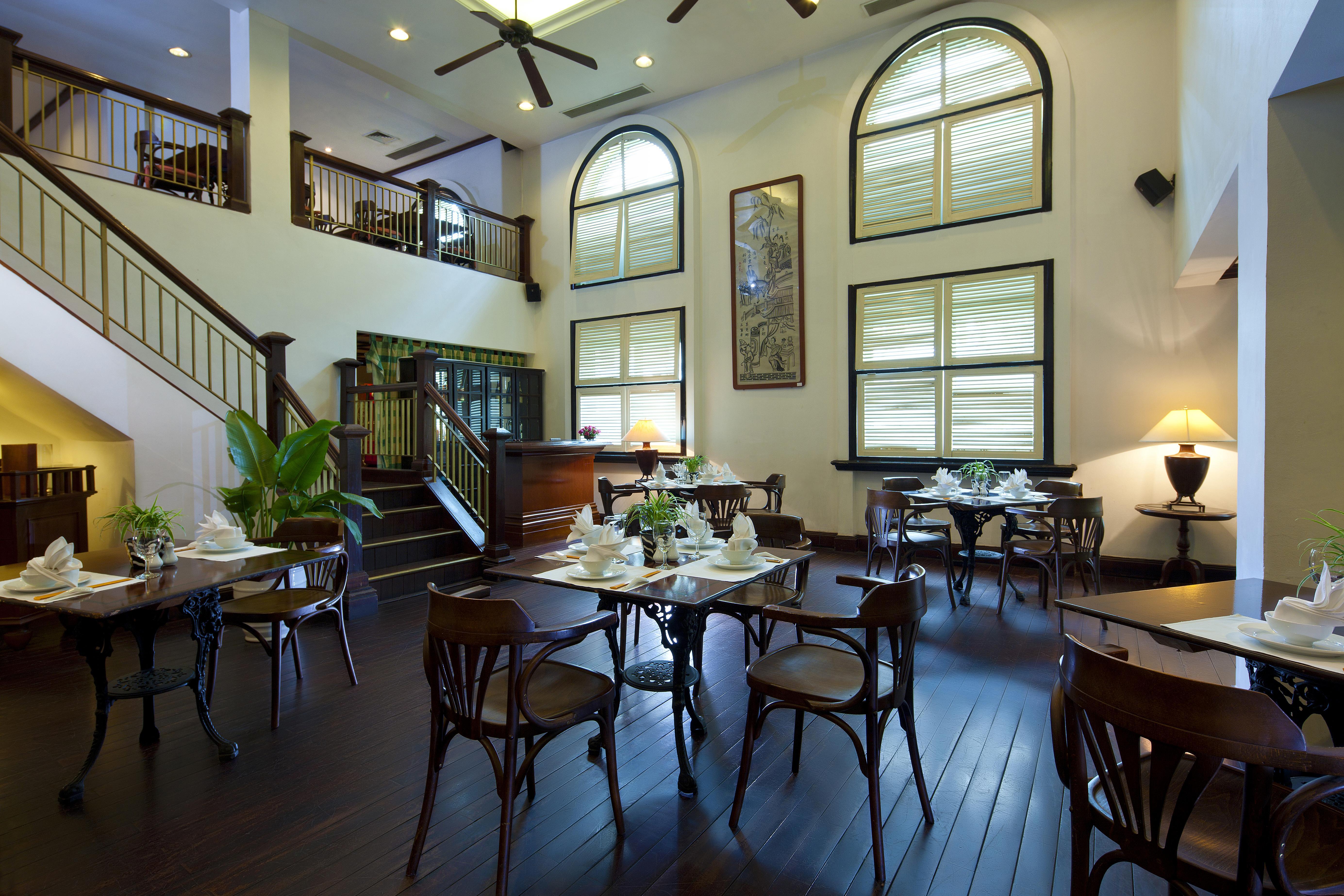 Avani Hai Phong Harbour View Hotel Екстериор снимка