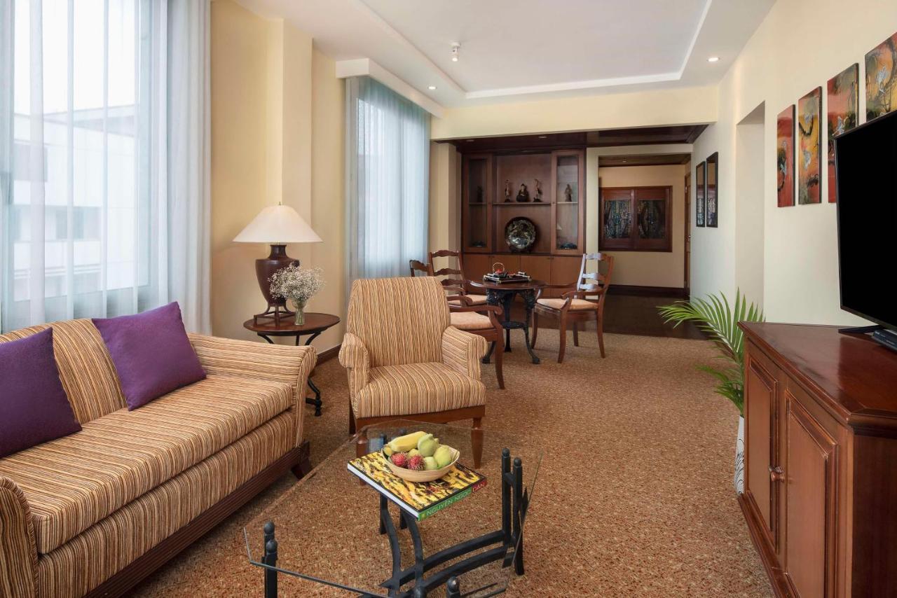 Avani Hai Phong Harbour View Hotel Екстериор снимка