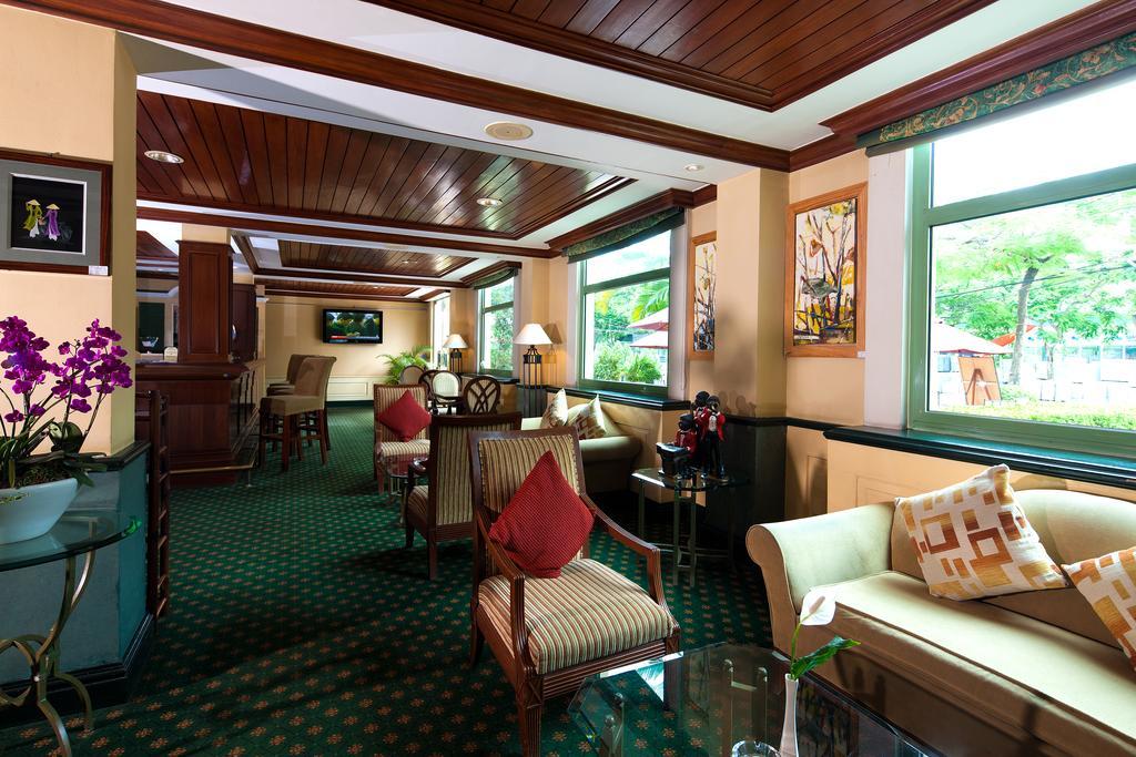 Avani Hai Phong Harbour View Hotel Екстериор снимка